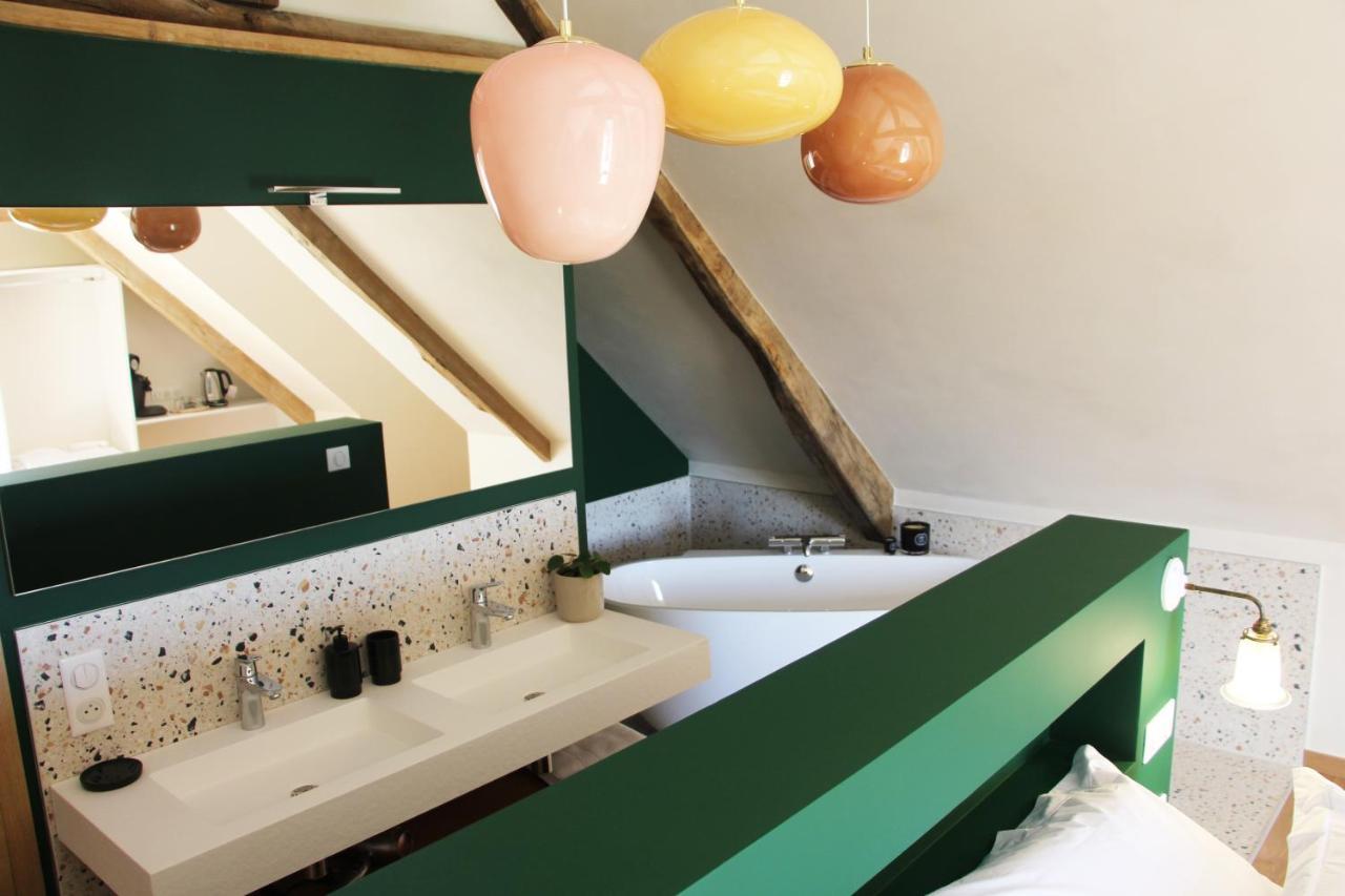 Allee Des Noyers Bed & Breakfast